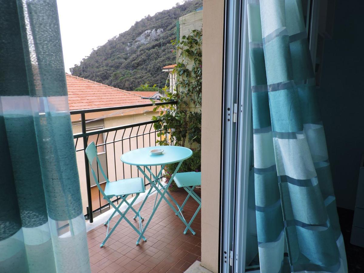 Biker'S Blue Cove Appartement Finale Ligure Buitenkant foto