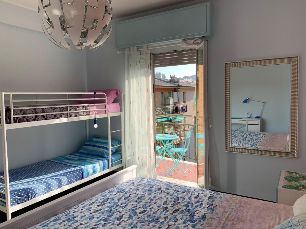 Biker'S Blue Cove Appartement Finale Ligure Buitenkant foto
