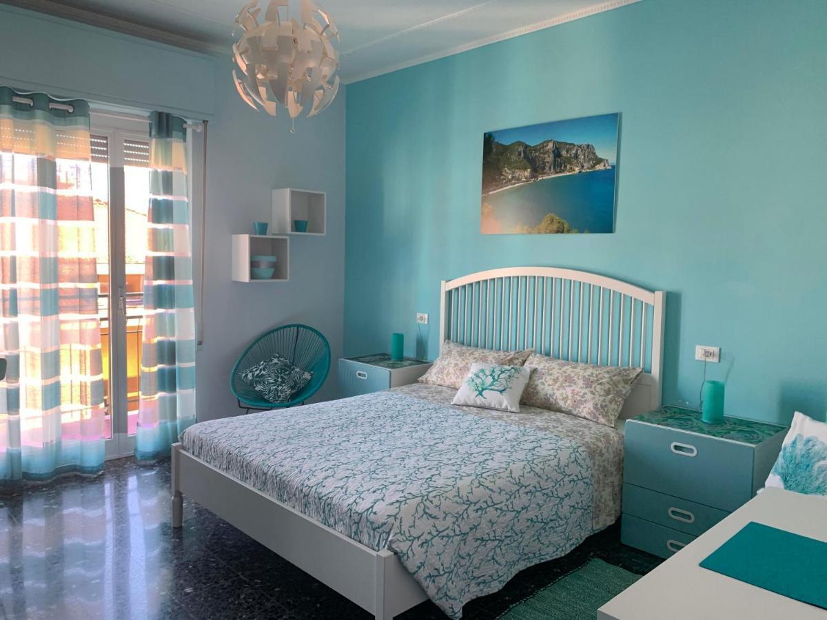 Biker'S Blue Cove Appartement Finale Ligure Buitenkant foto