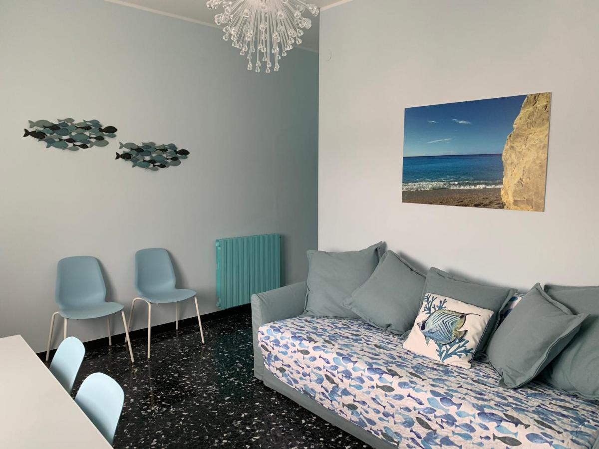 Biker'S Blue Cove Appartement Finale Ligure Buitenkant foto
